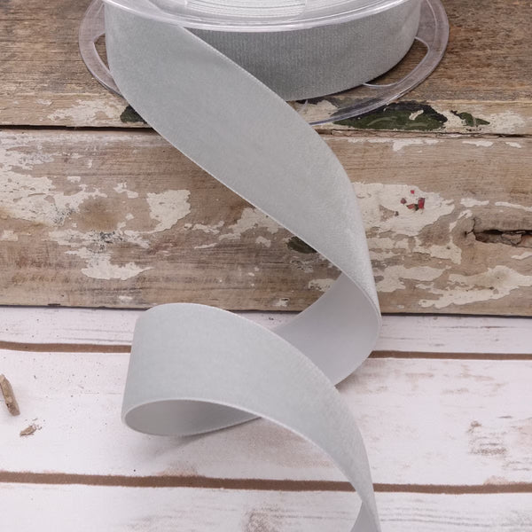 Ruban velours suisse argent 1 cm x 10 m