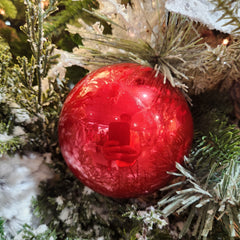 4 red 4" jointless plastic balls