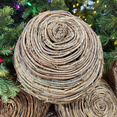 Rattan ball on stem