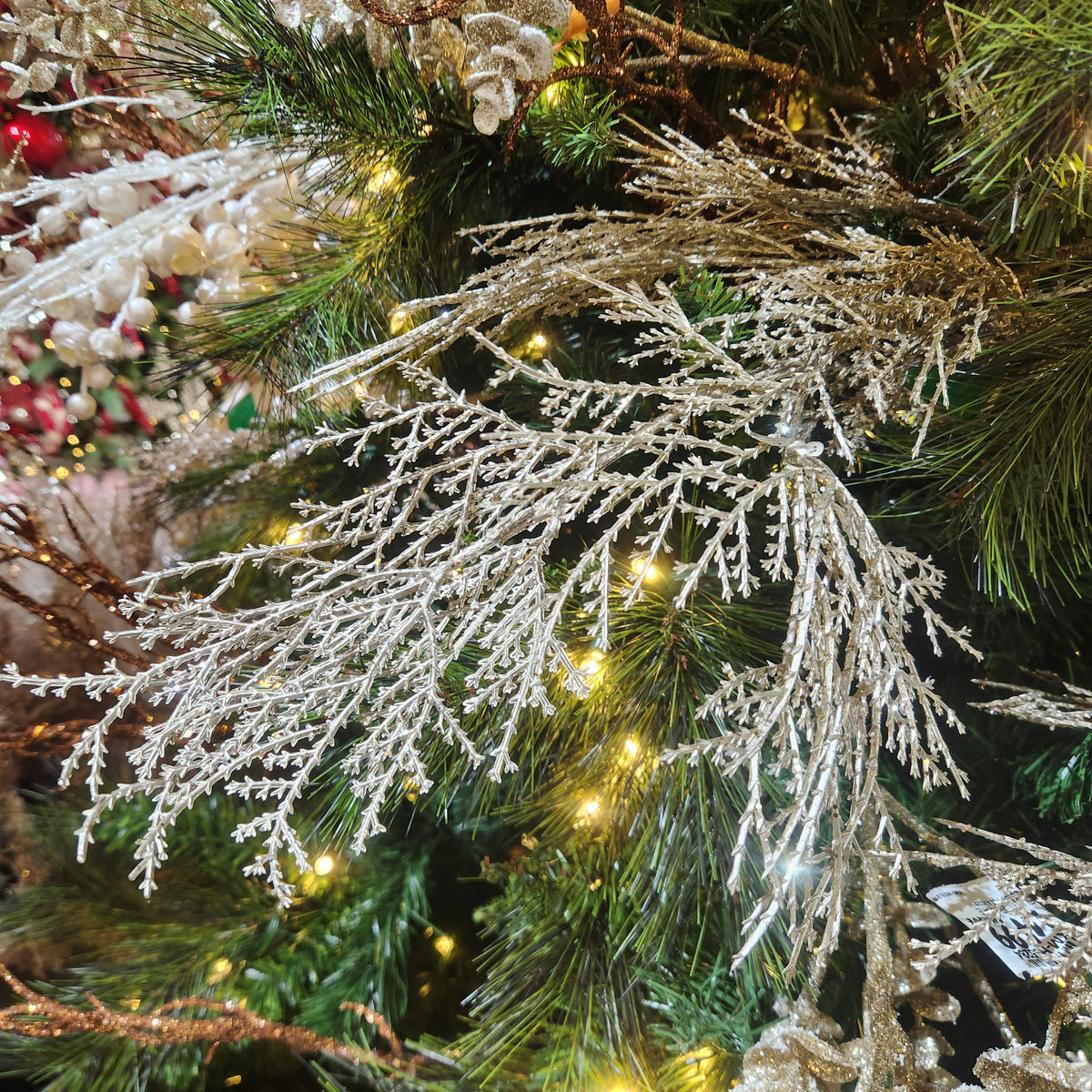 28" Platinum Glitter Juniper Stem