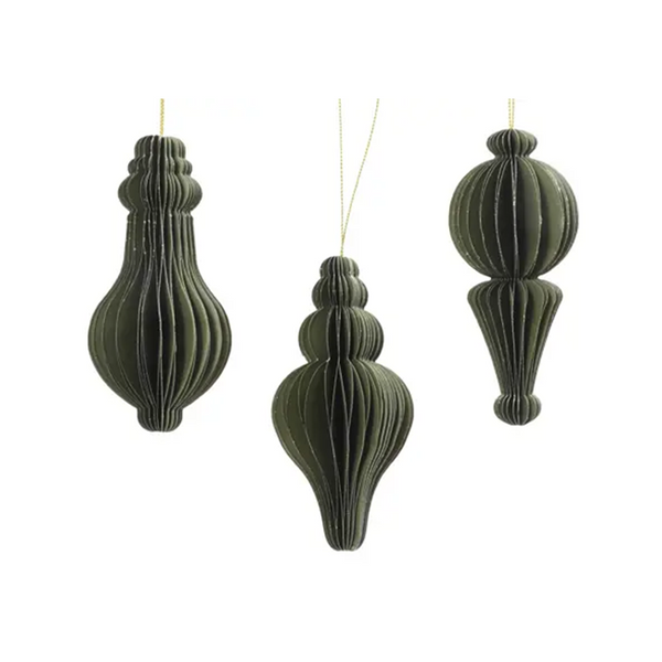 Ornement fait en papier vert assortie 2"