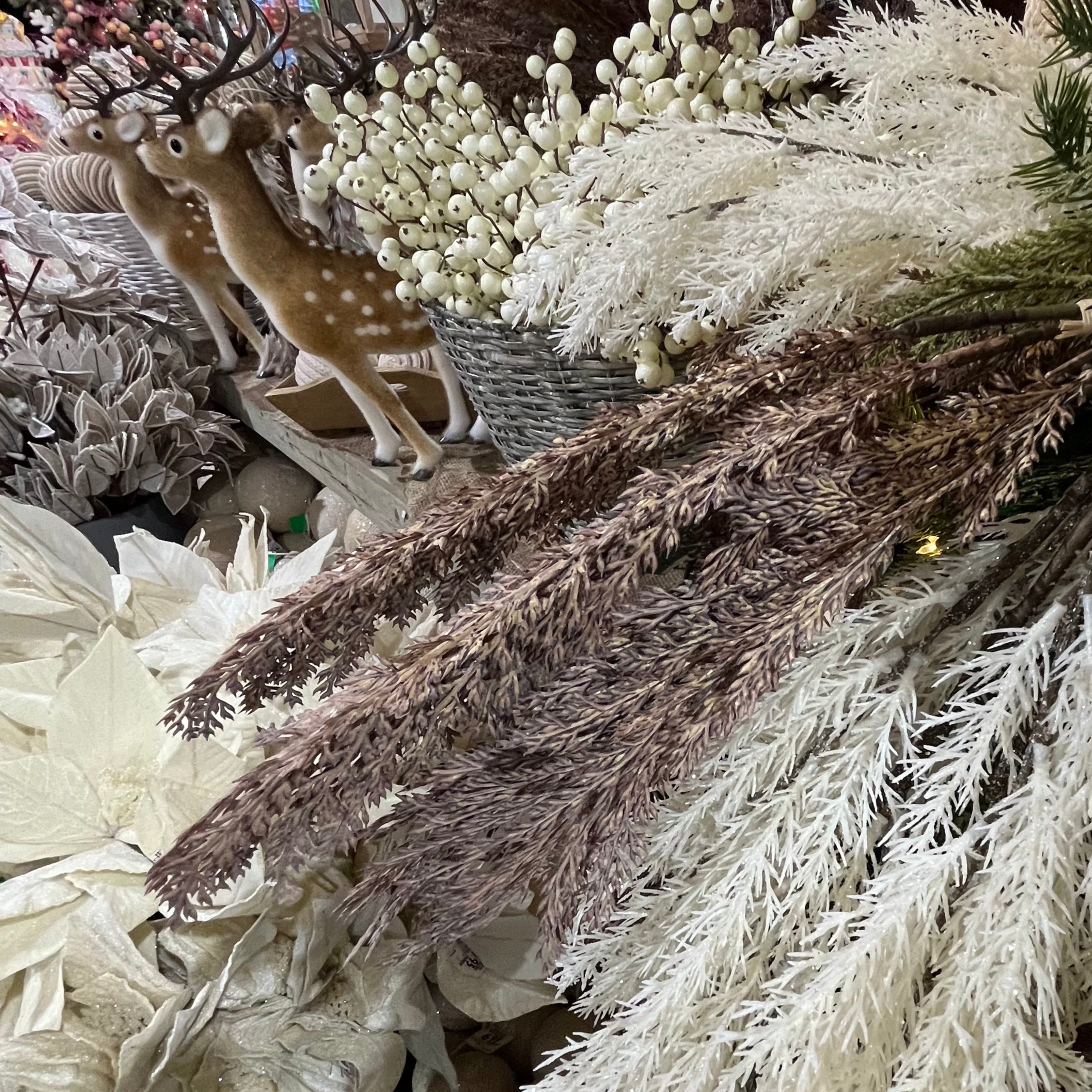 Bunch of Brown Grasses 26"