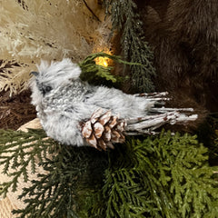 Oiseaux d'hiver avec pince blanc et gris 5"