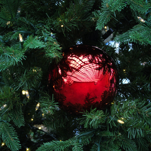 Boule rouge brillante