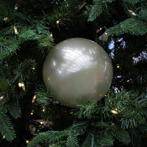 Boule gris métallique brillante