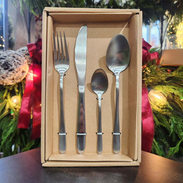 16 Piece Silver Stainless Steel Cutlery Set