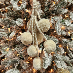 Pompon en polyester beige 14,5"
