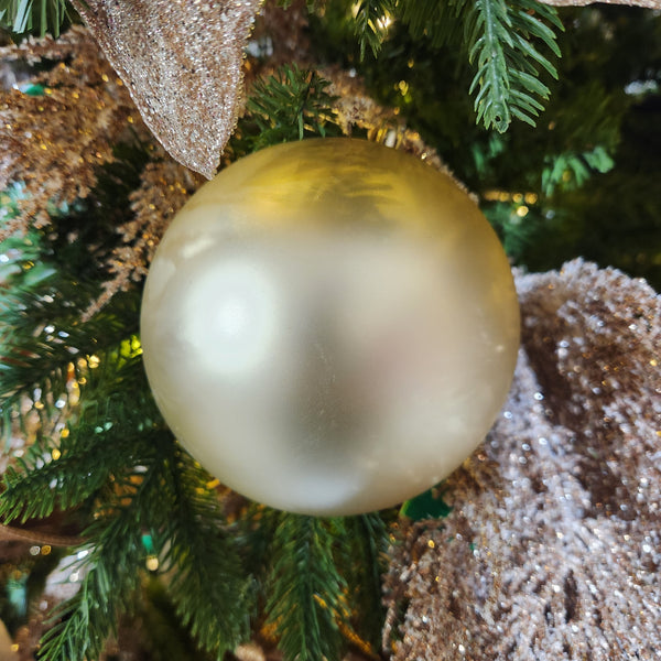 Boule en plastique champagne mate 4,7"