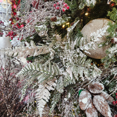 16" Snowy Fern Stem