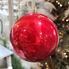2 Red Jointless Plastic Balls 4.7"