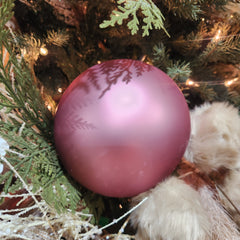 Boule en verre rose mat 5,9"